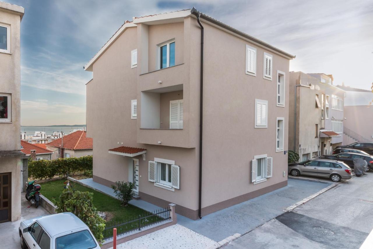 Apartments Lusani スプリト エクステリア 写真