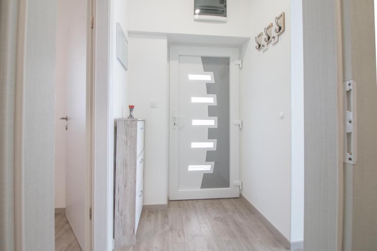Apartments Lusani スプリト エクステリア 写真