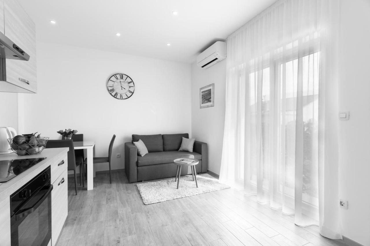Apartments Lusani スプリト エクステリア 写真