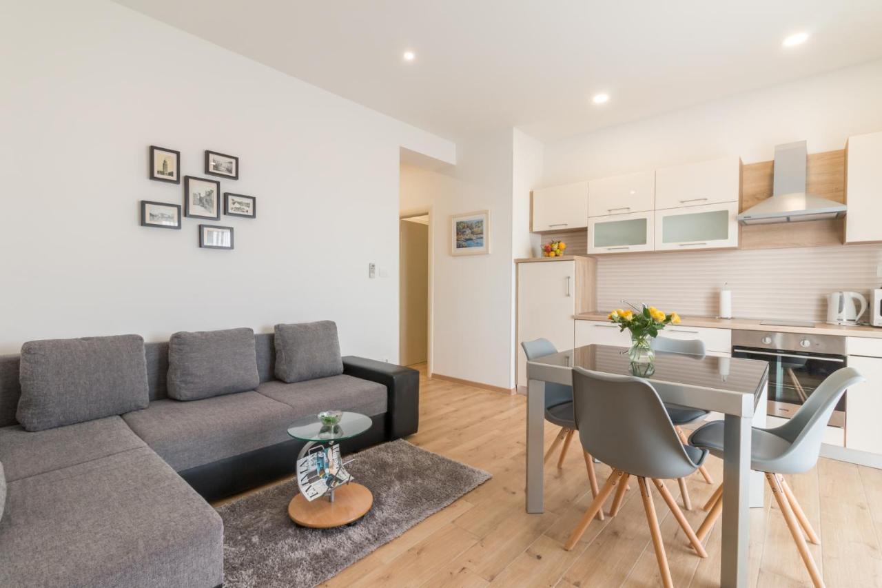 Apartments Lusani スプリト エクステリア 写真