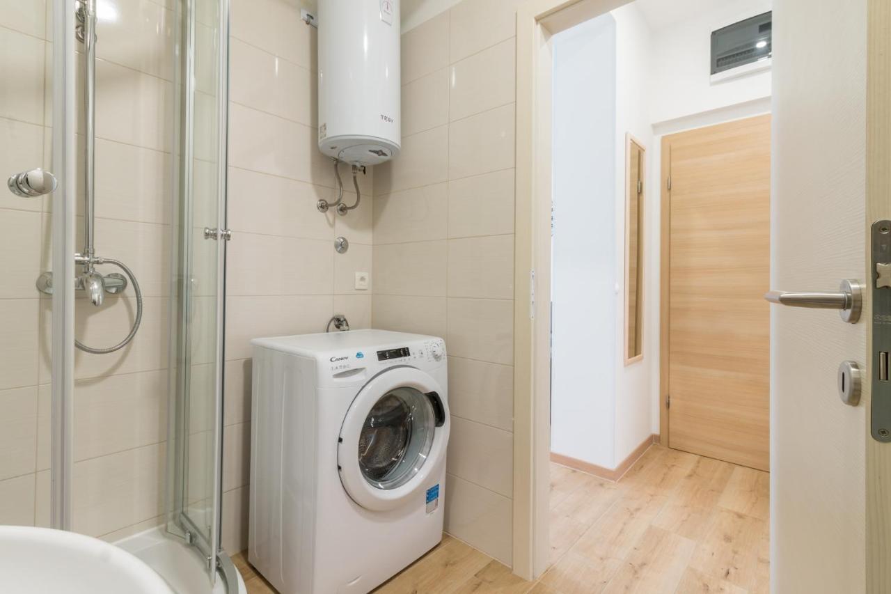 Apartments Lusani スプリト エクステリア 写真