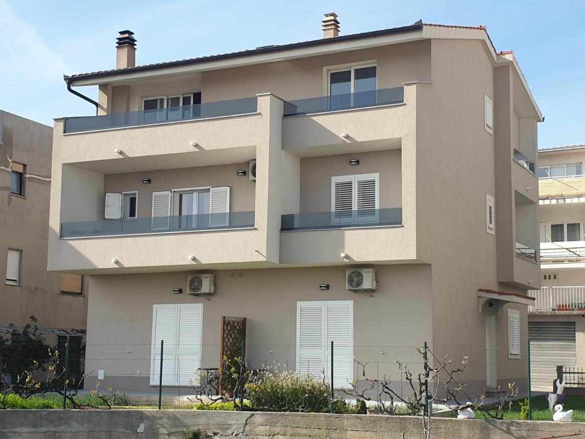 Apartments Lusani スプリト エクステリア 写真