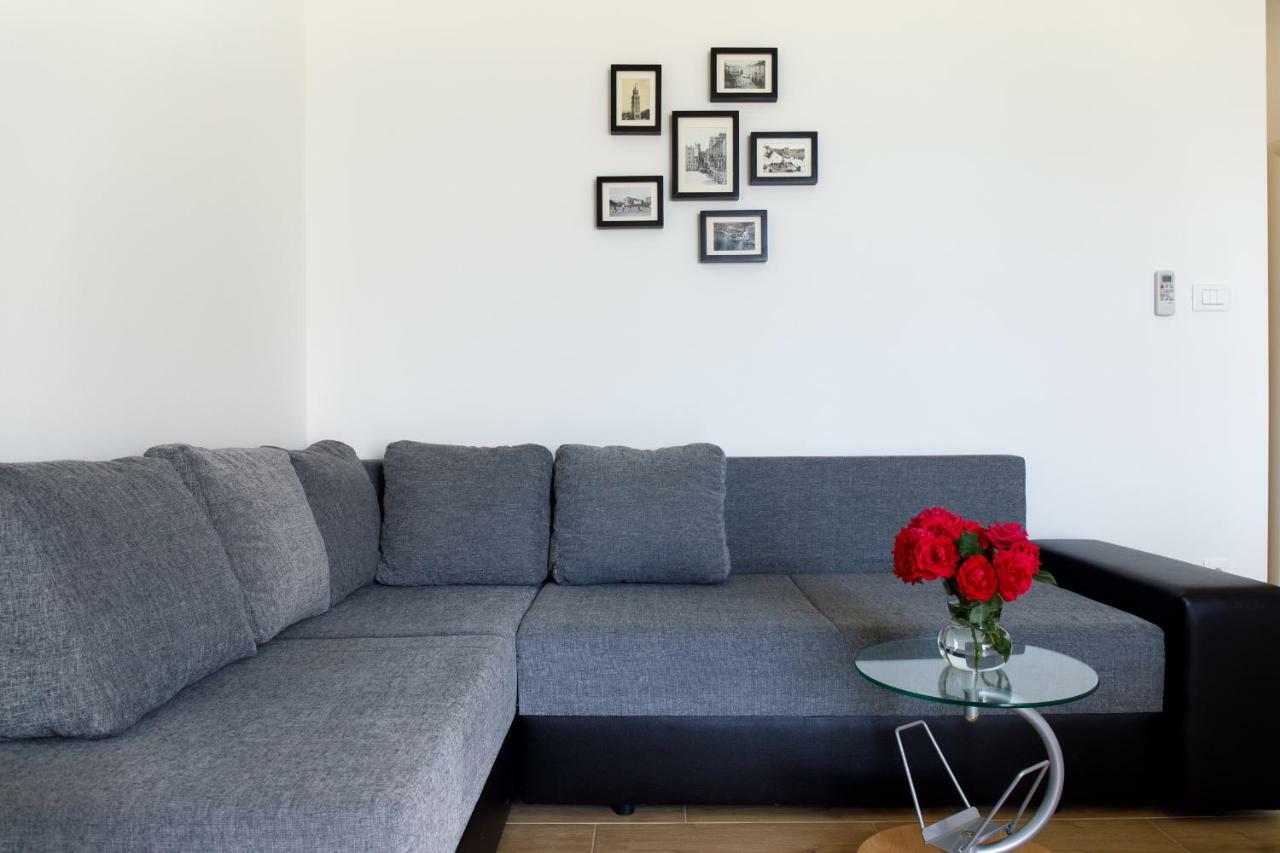 Apartments Lusani スプリト エクステリア 写真